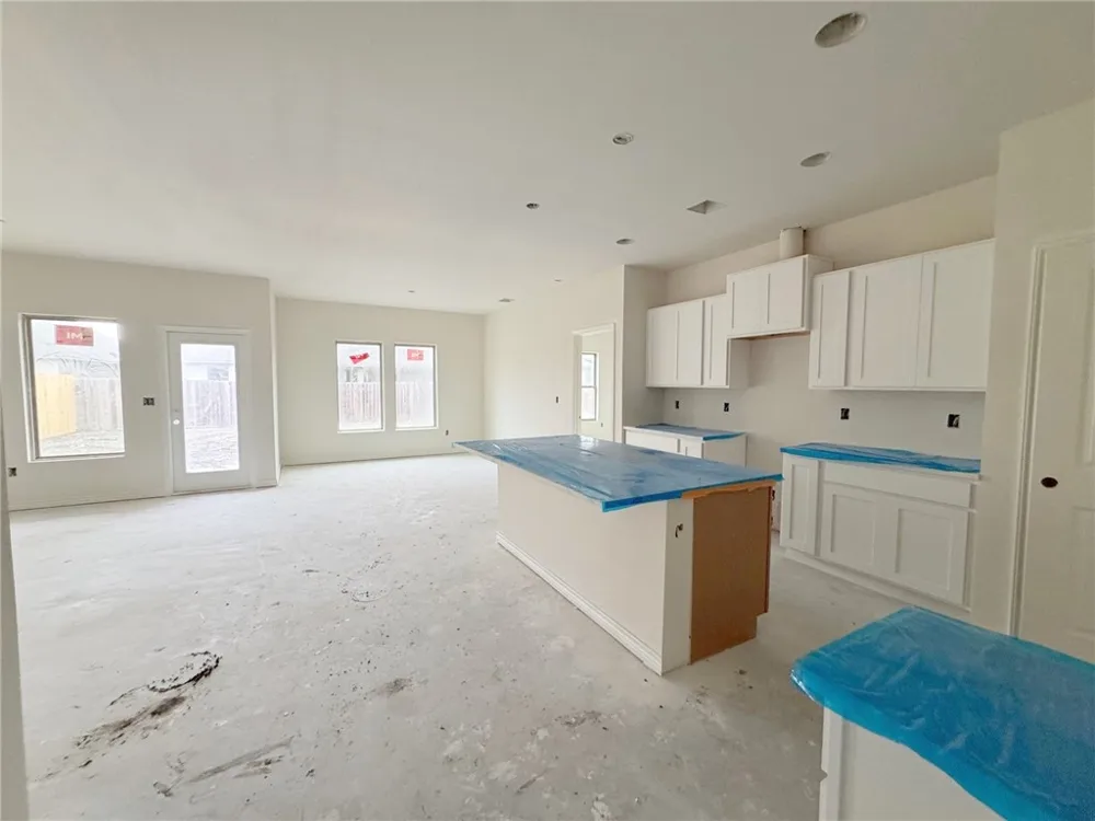 2674 Lady Andrea Corpus Christi, TX 78415