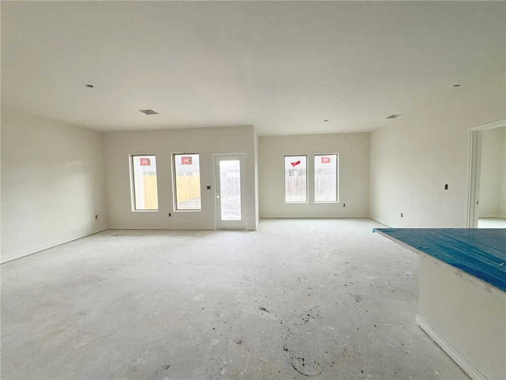 2674 Lady Andrea Corpus Christi, TX 78415