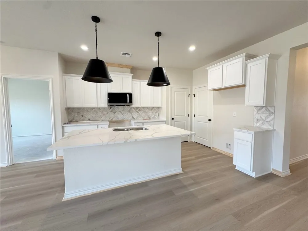 2674 Lady Andrea Corpus Christi, TX 78415