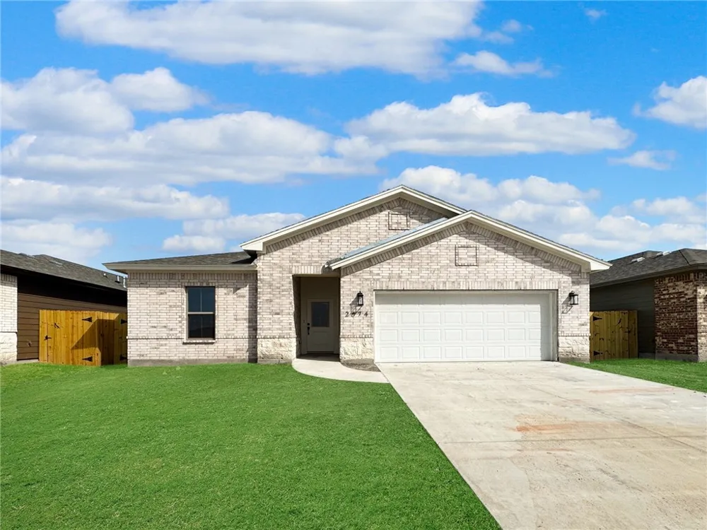 2674 Lady Andrea Corpus Christi, TX 78415