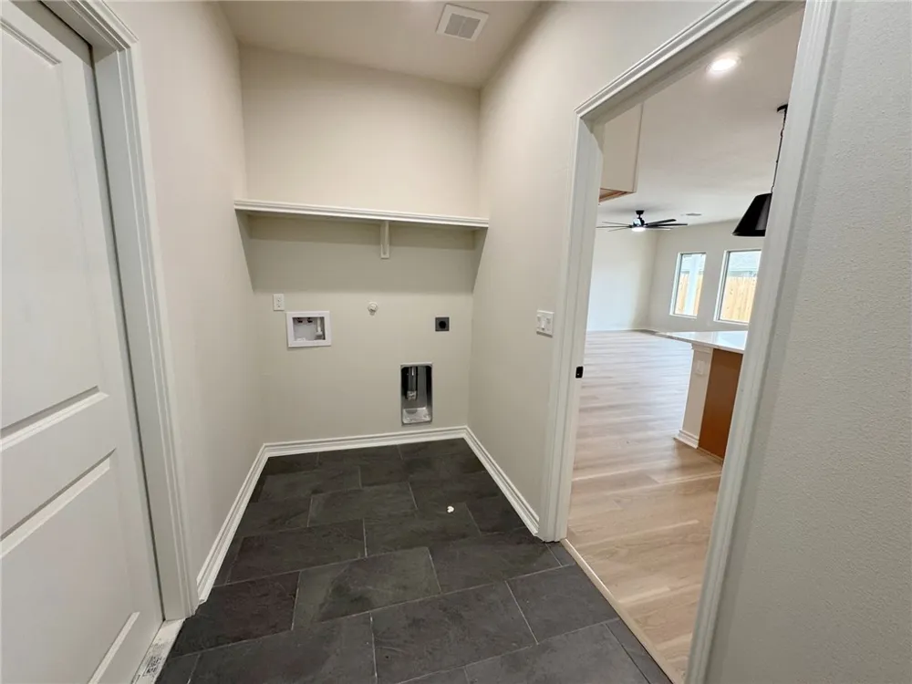 2674 Lady Andrea Corpus Christi, TX 78415