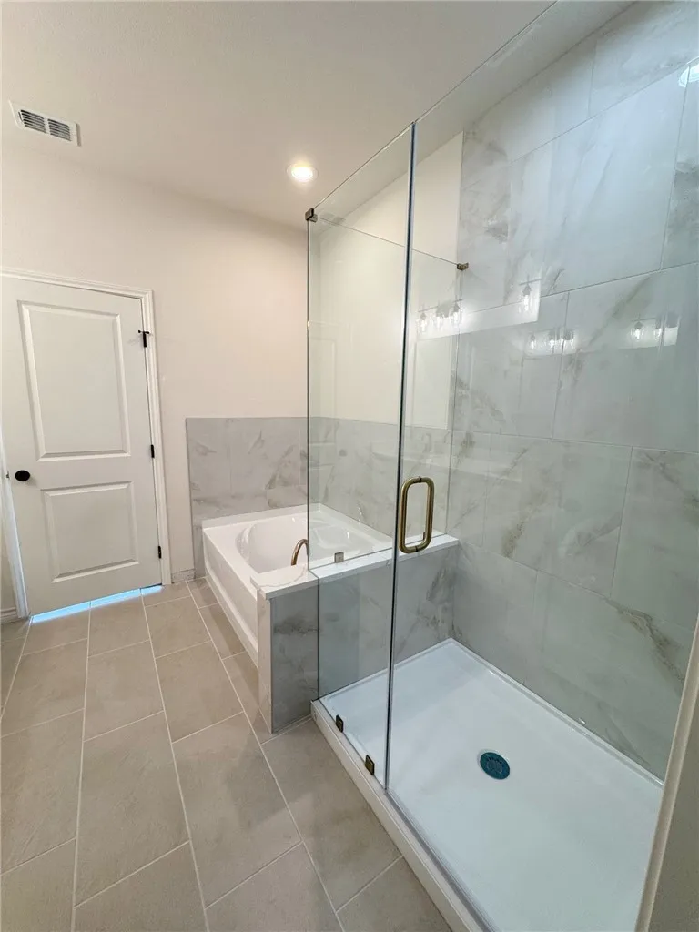 2674 Lady Andrea Corpus Christi, TX 78415