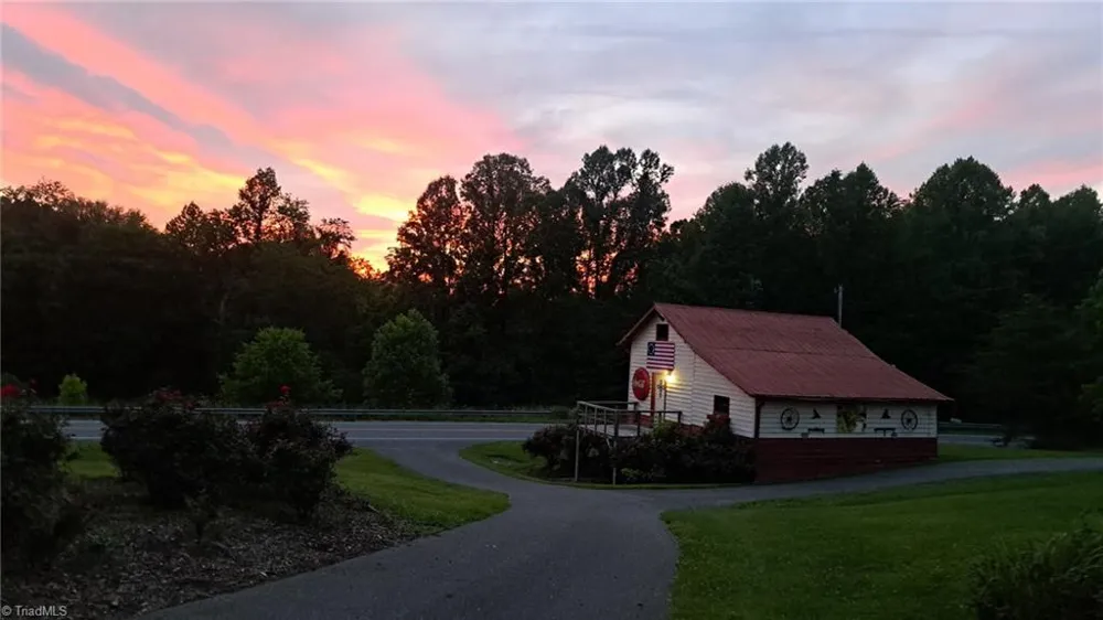 3391 Asbury Road Mount Airy, NC 27030