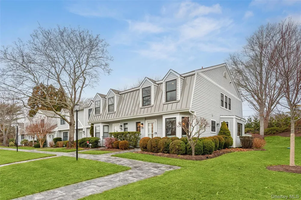 50 Hubbard Lane #117 Southampton, NY 11968