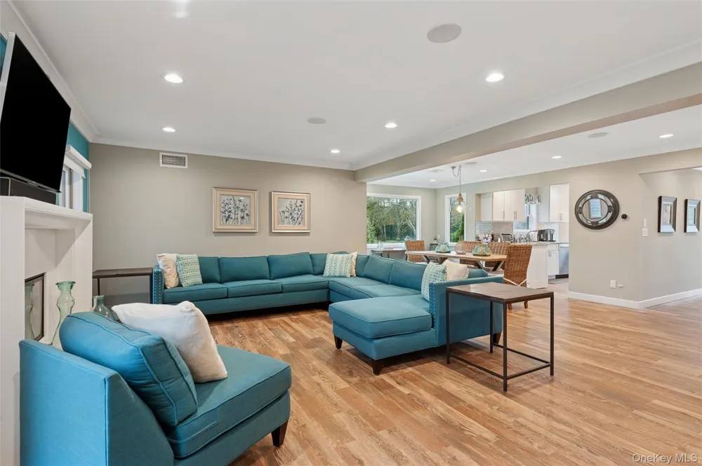 50 Hubbard Lane #117 Southampton, NY 11968