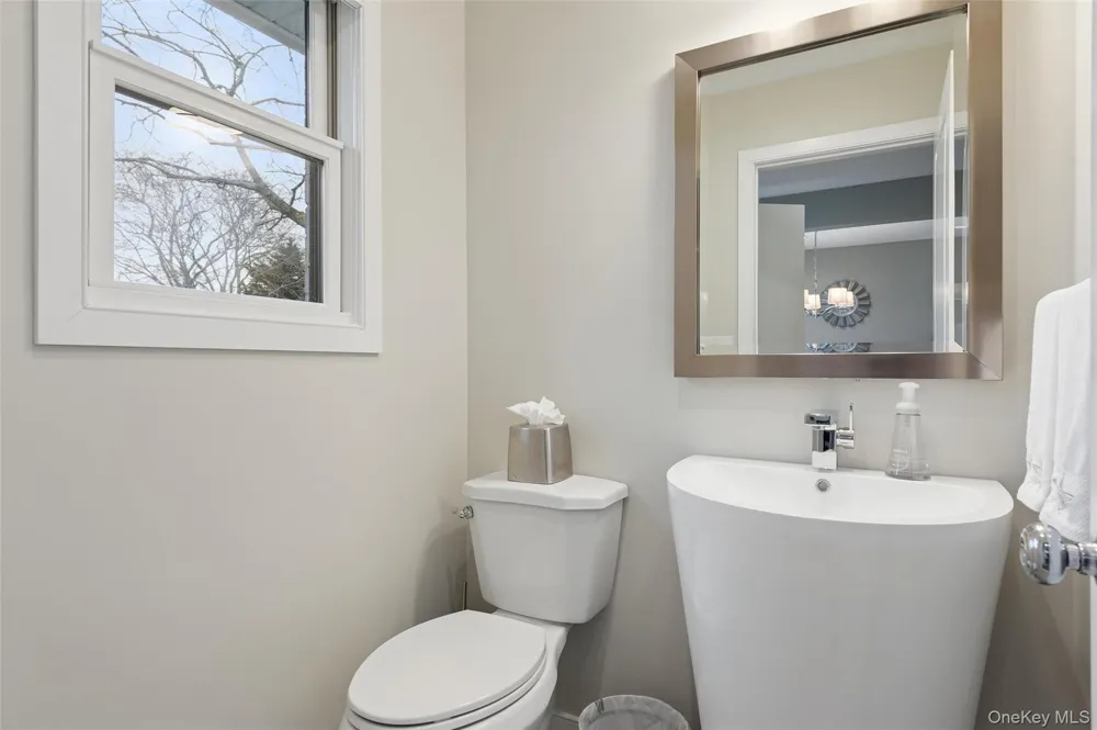 50 Hubbard Lane #117 Southampton, NY 11968