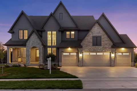 4425 Brindle Drive