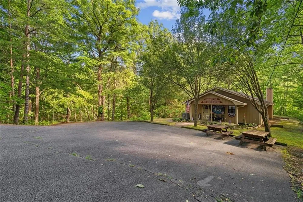 50 Shawnee Trail Chatsworth, GA 30705