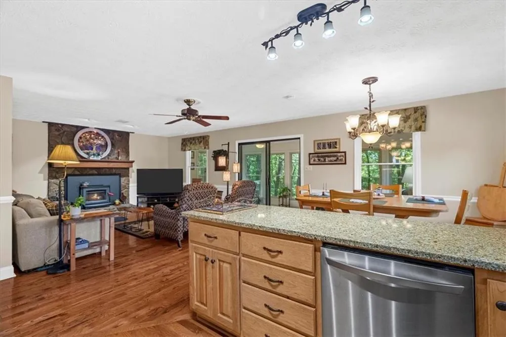 50 Shawnee Trail Chatsworth, GA 30705