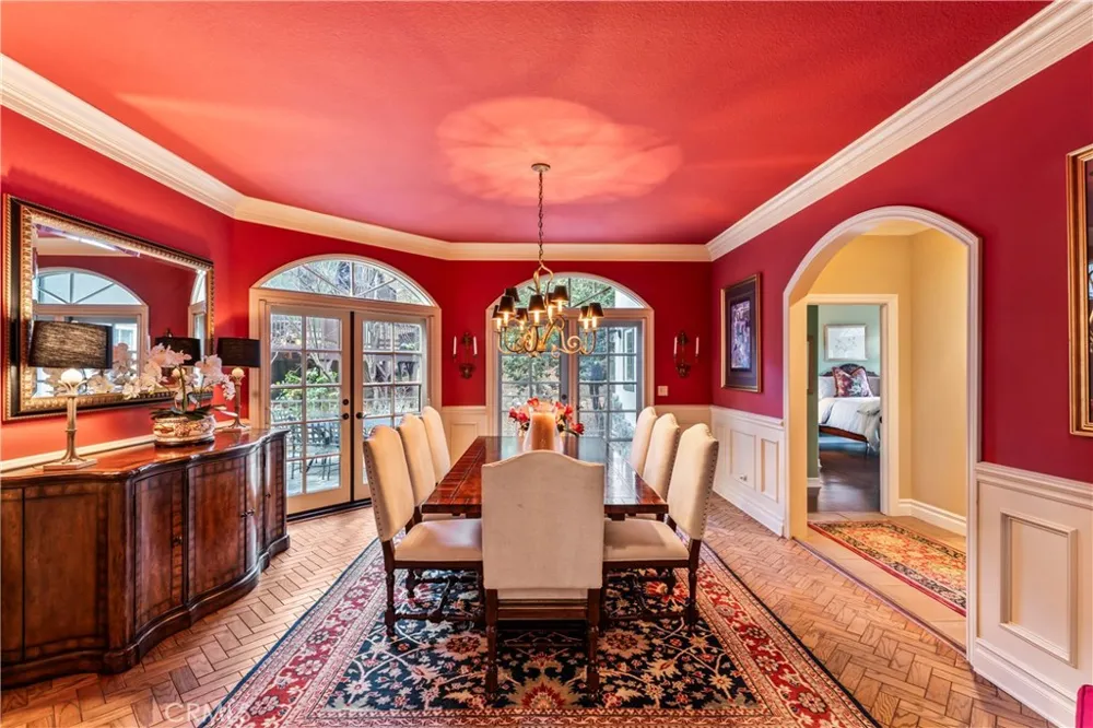 699 Brentwood Lake Arrowhead, CA 92352