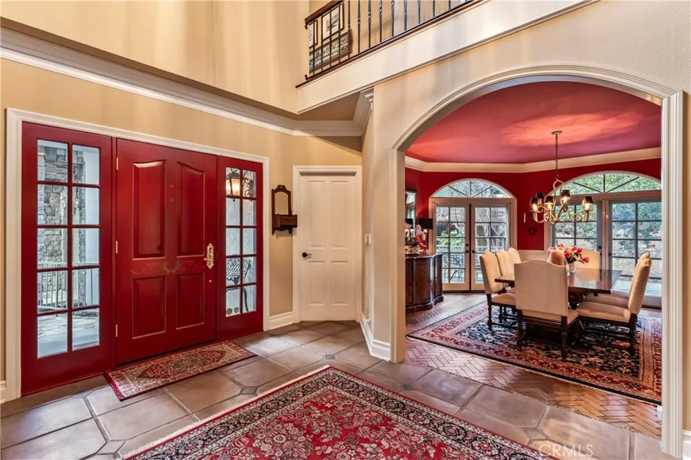 699 Brentwood Lake Arrowhead, CA 92352