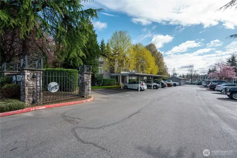 15415 35th Avenue W #F204