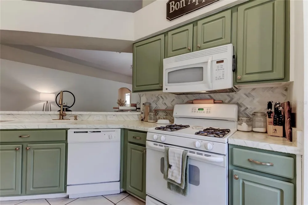 4522 LISETTE CIRCLE Brooksville, FL 34604
