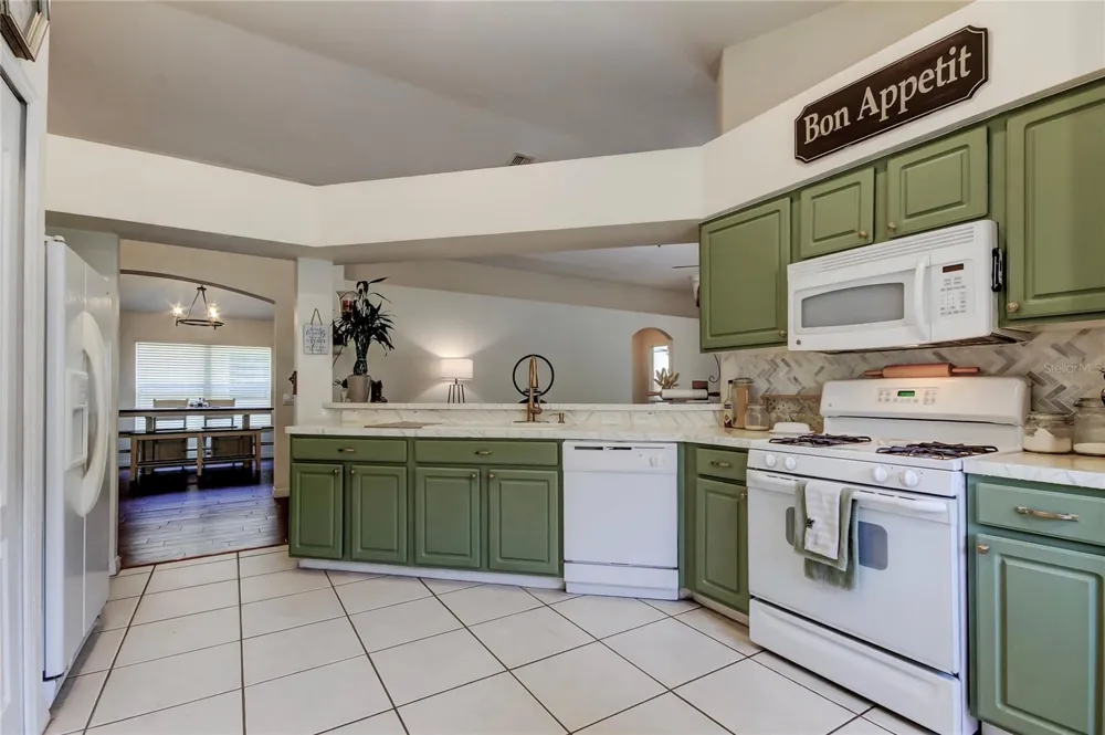 4522 LISETTE CIRCLE Brooksville, FL 34604