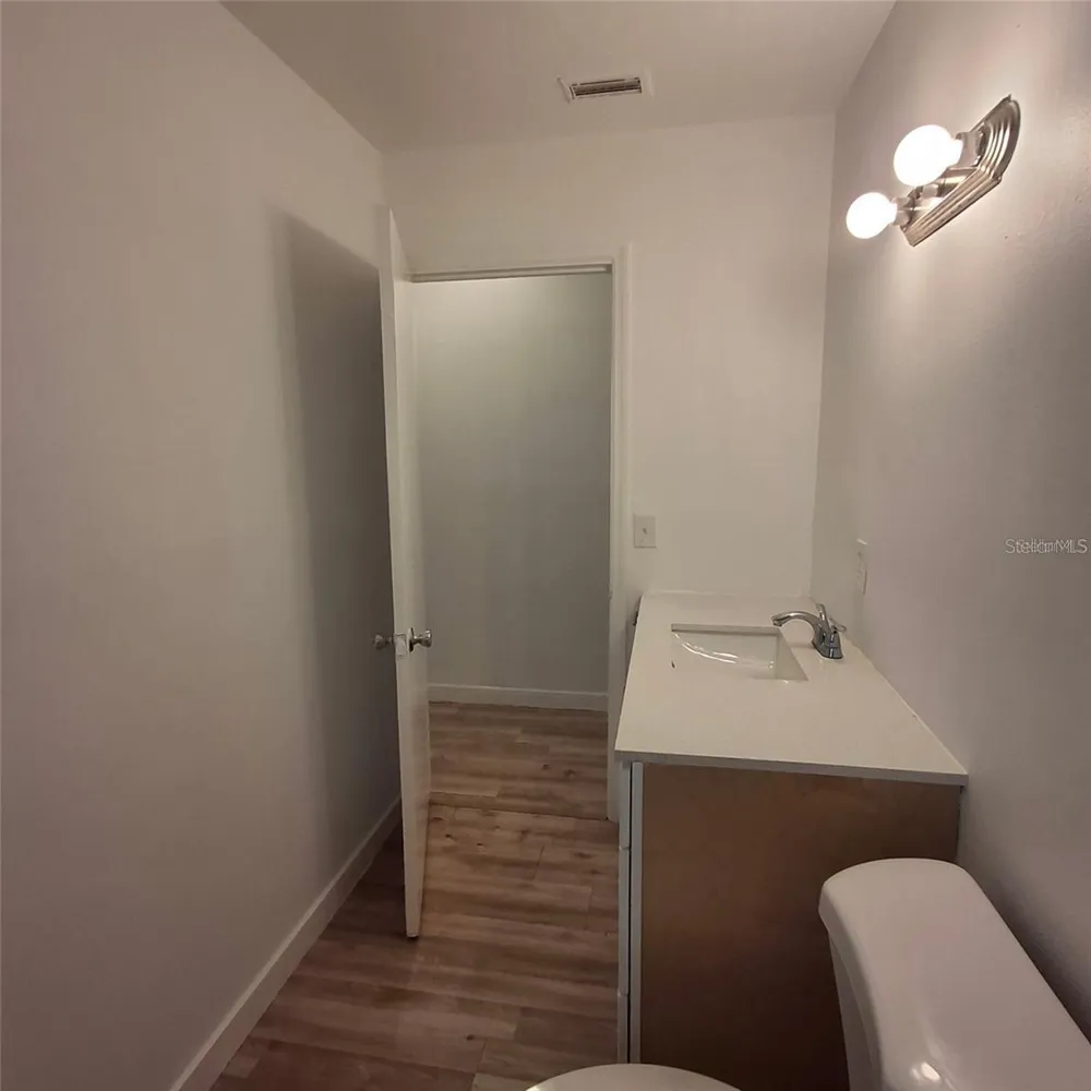 444 SUNNYVIEW CIRCLE Orlando, FL 32810