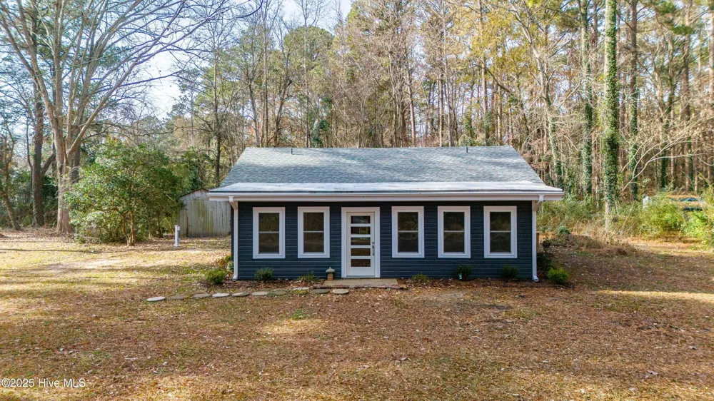 59 Neuse Hill Road Arapahoe, NC 28510