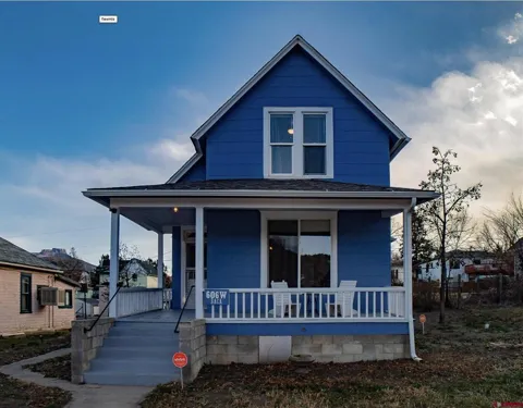 606 W Baca Street
