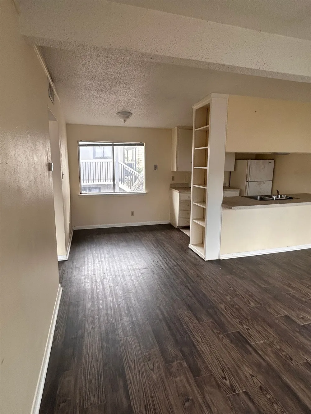 2408 Longview Street #202 Austin, TX 78705