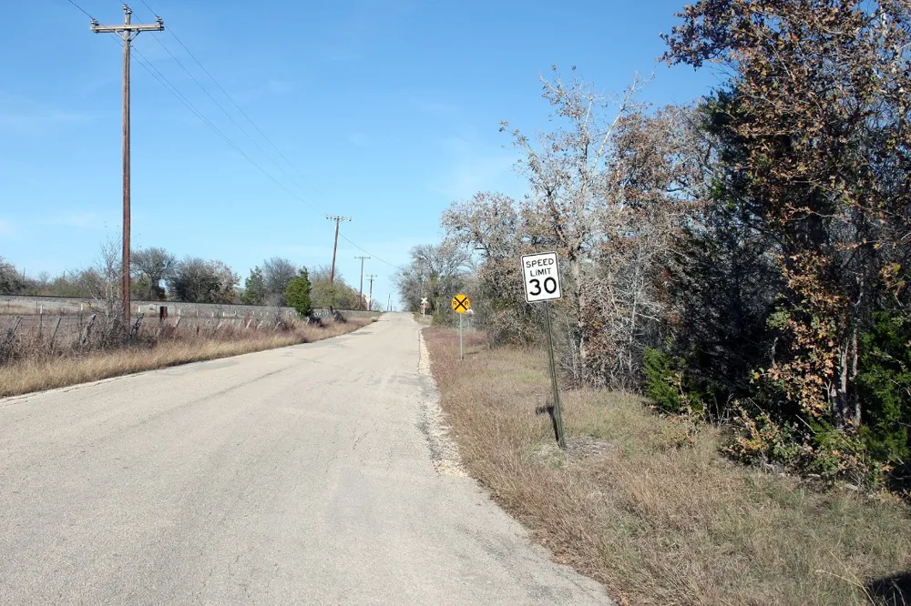 100 Track Road Highway Dale, TX 78616