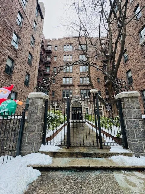 92-05 Whitney Avenue #A27