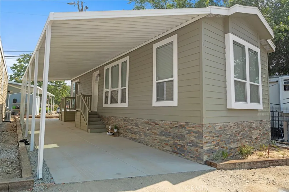 22113 Grand Terrace Rd #7 Grand Terrace, CA 92313
