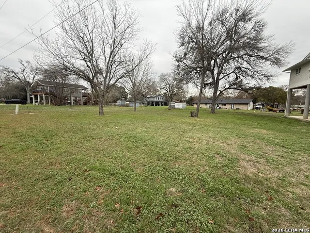 110 Lake Forrest Dr. Seguin, TX 78155