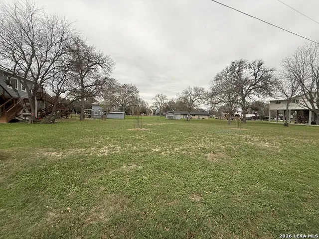 110 Lake Forrest Dr. Seguin, TX 78155