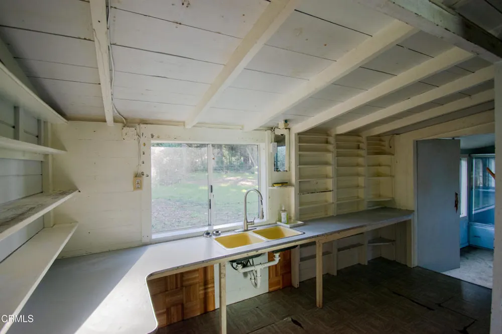 21420 S Petaluma Avenue Fort Bragg, CA 95437
