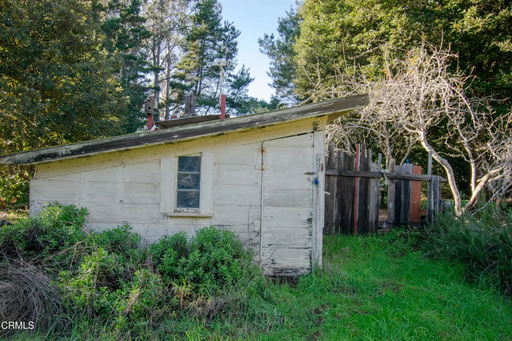 21420 S Petaluma Avenue Fort Bragg, CA 95437