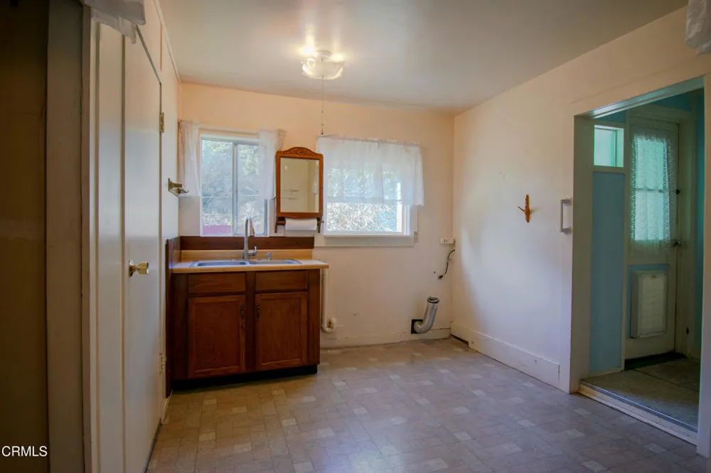 21420 S Petaluma Avenue Fort Bragg, CA 95437
