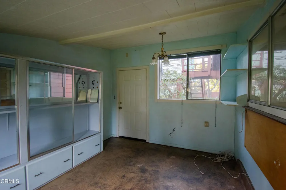 21420 S Petaluma Avenue Fort Bragg, CA 95437