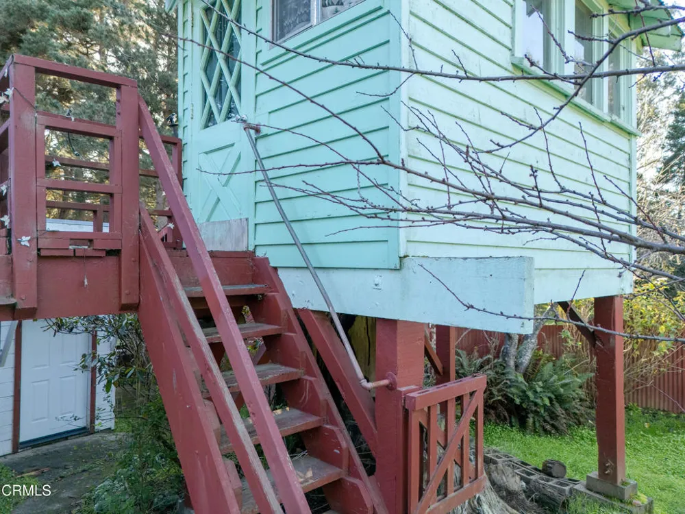 21420 S Petaluma Avenue Fort Bragg, CA 95437
