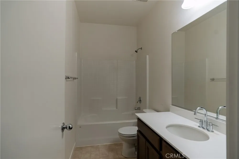 1705 Spadafore Street Los Banos, CA 93635