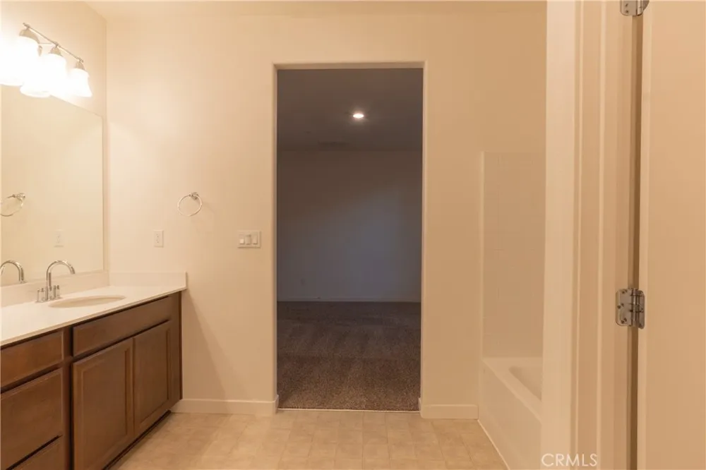 1705 Spadafore Street Los Banos, CA 93635
