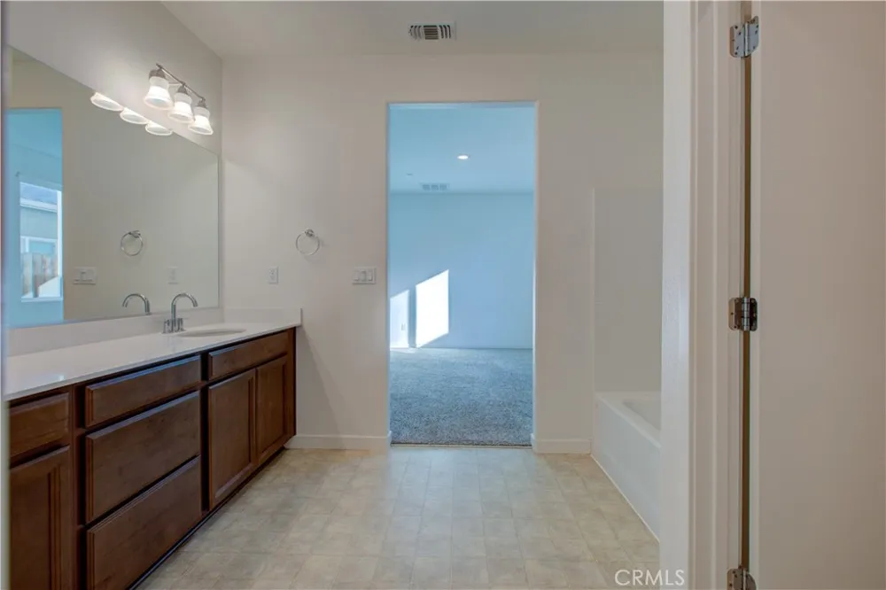 1705 Spadafore Street Los Banos, CA 93635