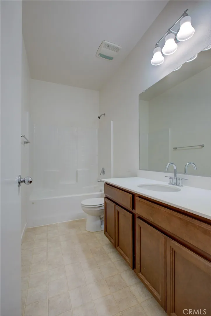 1705 Spadafore Street Los Banos, CA 93635