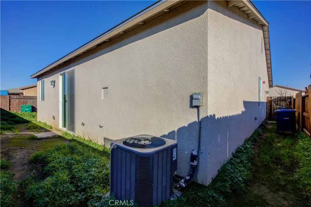 1705 Spadafore Street Los Banos, CA 93635