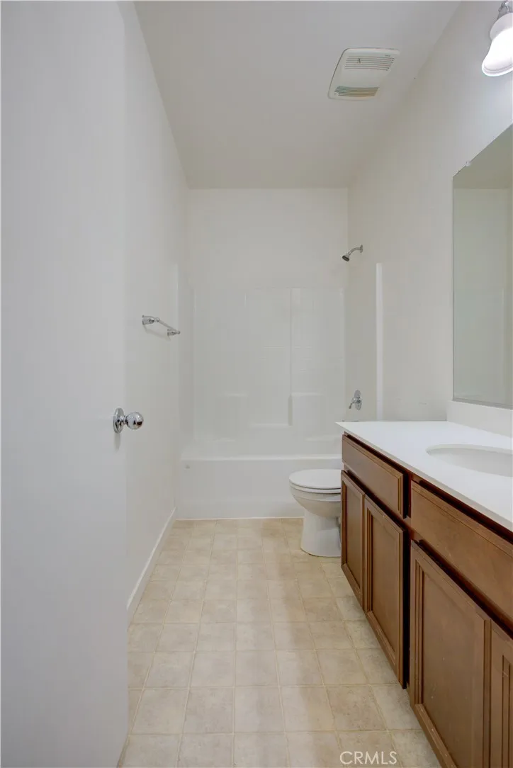 1705 Spadafore Street Los Banos, CA 93635