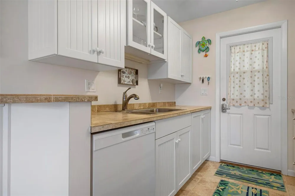3808 GULF OF MEXICO DRIVE #E205 Longboat Key, FL 34228