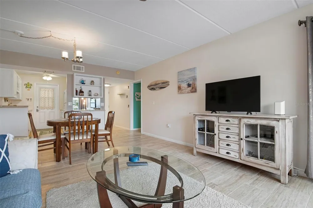 3808 GULF OF MEXICO DRIVE #E205 Longboat Key, FL 34228