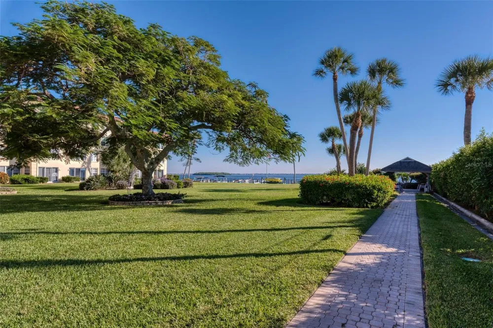 3808 GULF OF MEXICO DRIVE #E205 Longboat Key, FL 34228