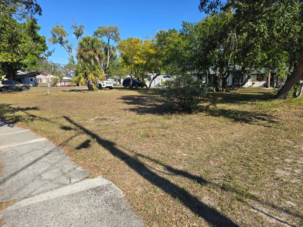 MILWAUKEE AVENUE Dunedin, FL 34698