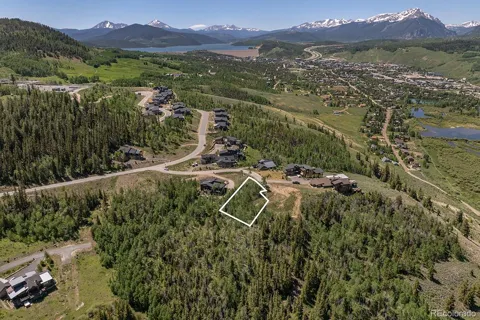 70 Mayfly Drive