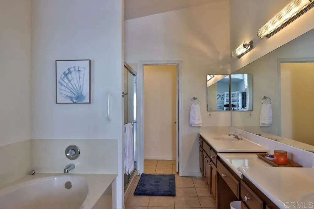 828 D Avenue Coronado, CA 92118