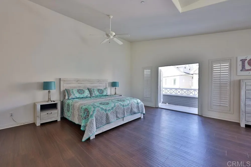 828 D Avenue Coronado, CA 92118