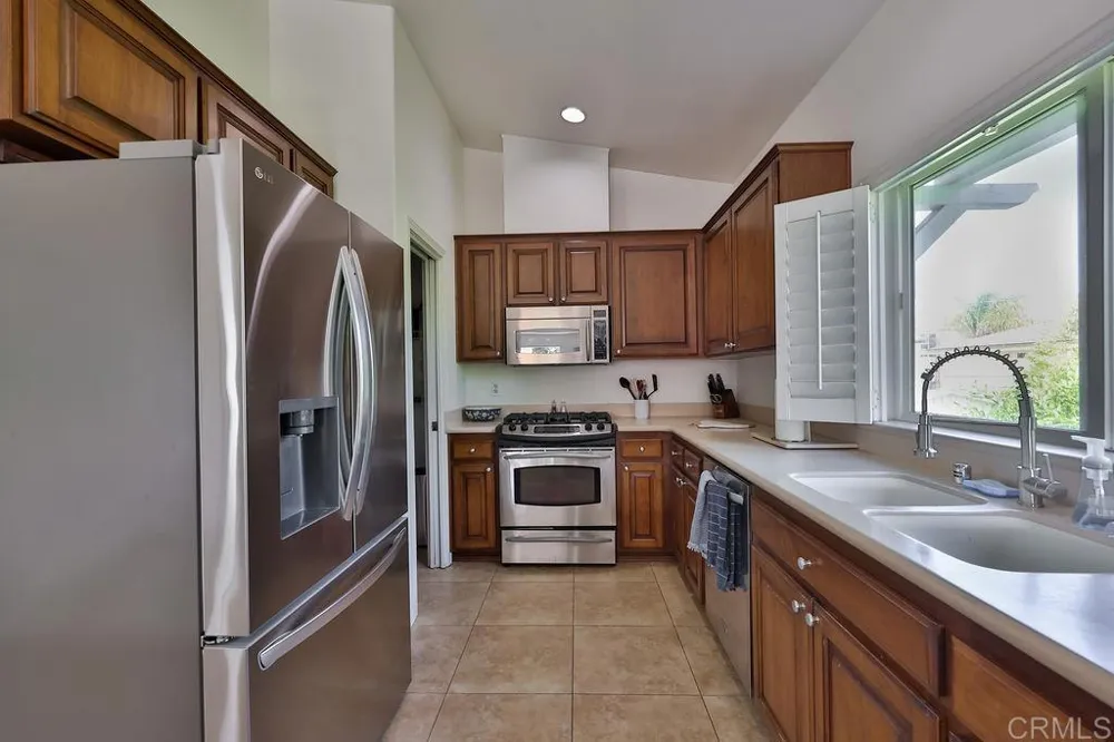 828 D Avenue Coronado, CA 92118