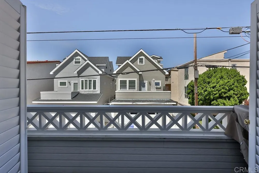 828 D Avenue Coronado, CA 92118