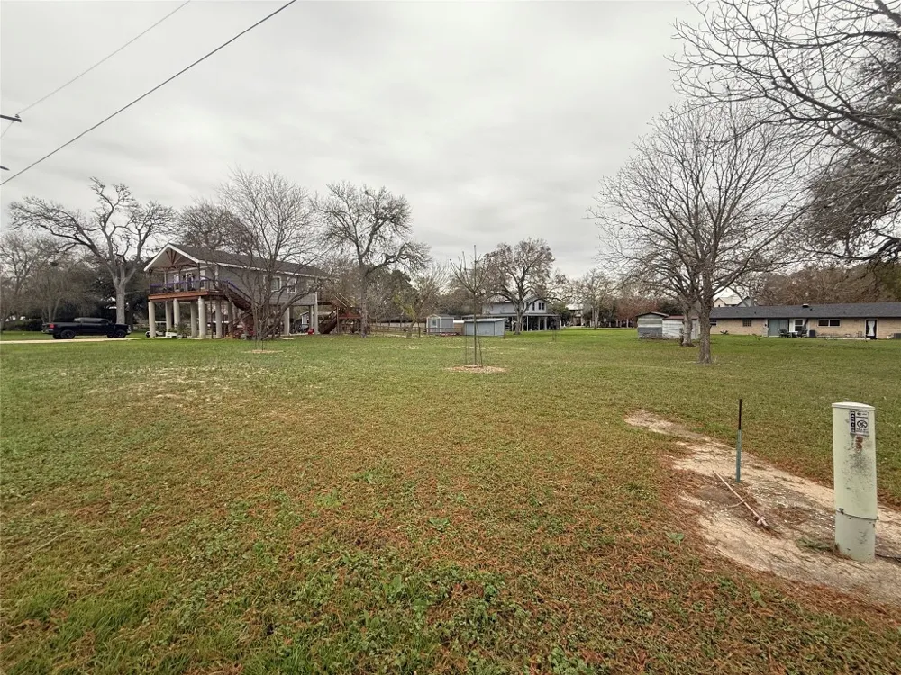 112 Lake Forrest Drive Seguin, TX 78155