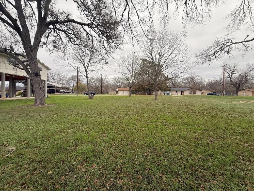 112 Lake Forrest Drive Seguin, TX 78155