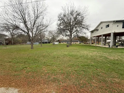 112 Lake Forrest Drive